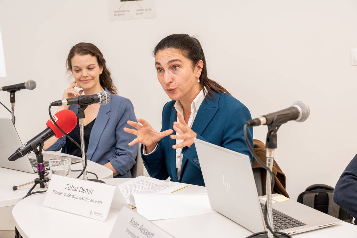 ‘Dit is micromanagement ten top’: schooldirecteurs furieus over nieuwe opvangverplichting in het onderwijs