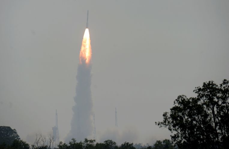 De Indiase onderscheppingsraket die werd gelanceerd om een satelliet te vernietigen.