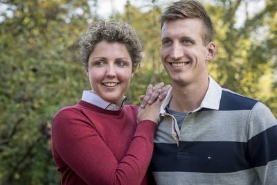 Steffi's vriend Roel is erg populair sinds BZV: ‘Maar hij gaat wel met mij mee naar huis’