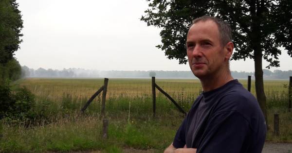 Liesselnaar moet halsoverkop huis verlaten vanwege Peelbrand: ,,Het wordt een onzekere nacht” - Eind
