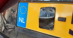 Stukje tape op kenteken leidt scanauto in Amsterdam om de tuin