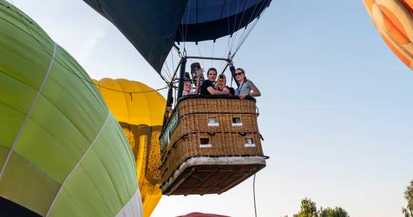 Ballonvaarten op festival Hedel afgelast: 'veiligheid is het belangrijkste' - BD.nl