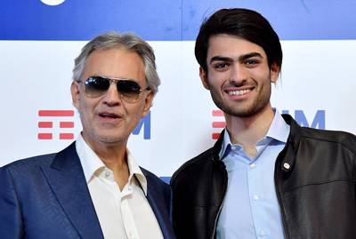 Zoon van Andrea Bocelli tekent platencontract