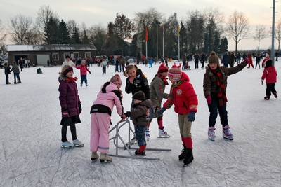 ‘Het zou al prachtig zijn kinderen tot 12 jaar te zien schaatsen op onze baan’