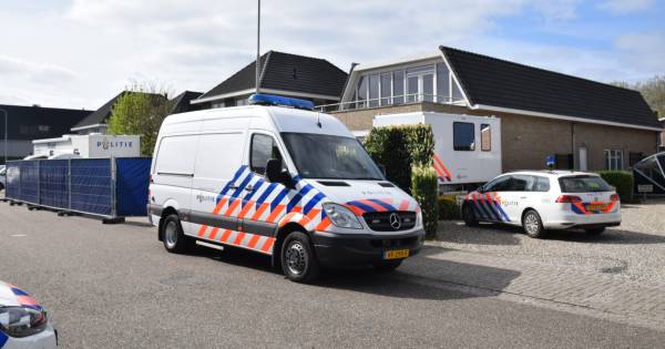 Bleek en waarschijnlijk gaat niet samen, verwarrend.. .