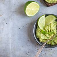 Als je guacamole op deze manier opbergt blijft het fris