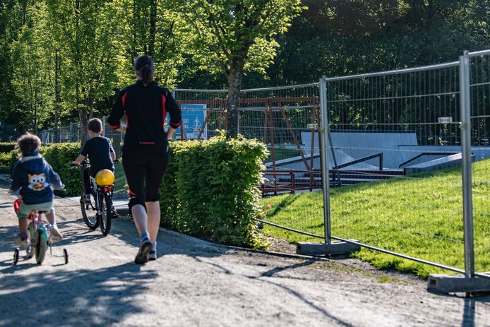 Het skatepark blijft nog gesloten.