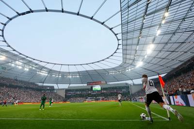 Duitsland sluit WK-voorbereiding af met eerste zege in 2018