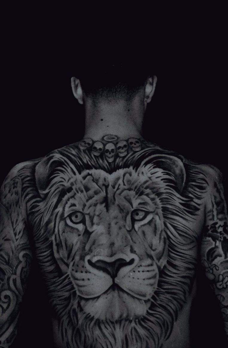 Depay Tattoo Lion / Memphis Depay Tattoo Designs - Visual Arts Ideas