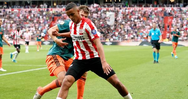 Geen Roofbouw Op Ihattaren Alsjeblieft Nederlands Voetbal Ad Nl