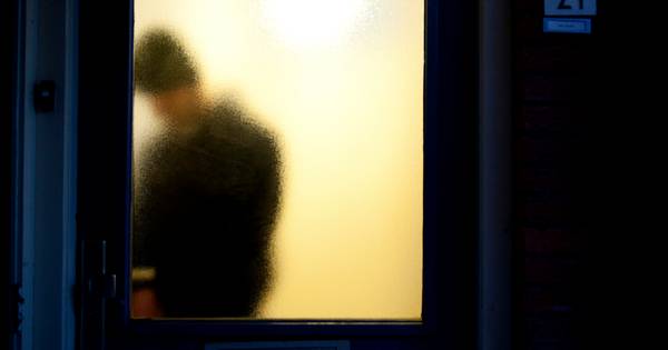 'Duidelijke camerabeelden' van daders inbraak kleedkamers vv Haarsteeg - BD.nl