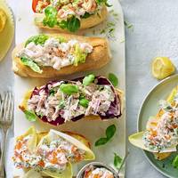 Dit zijn de lekkerste broodjes met vissalade 