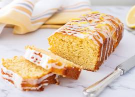 Met deze truc wordt je citroencake nóg frisser en sappiger