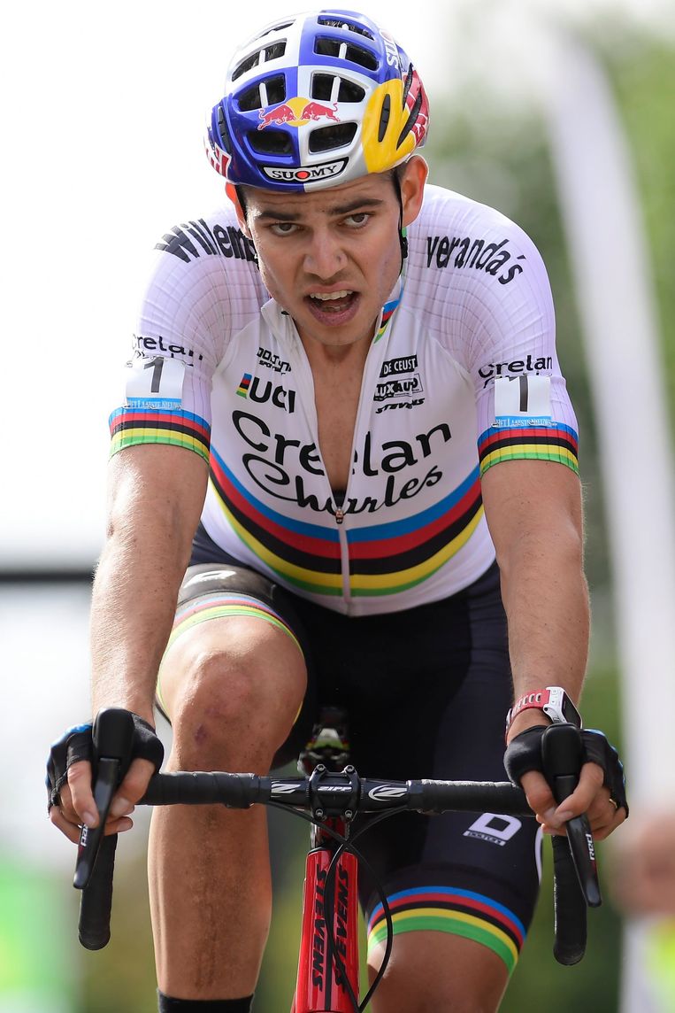 Hoe Wout van Aert plots zonder ploeg kwam te zitten | De ...