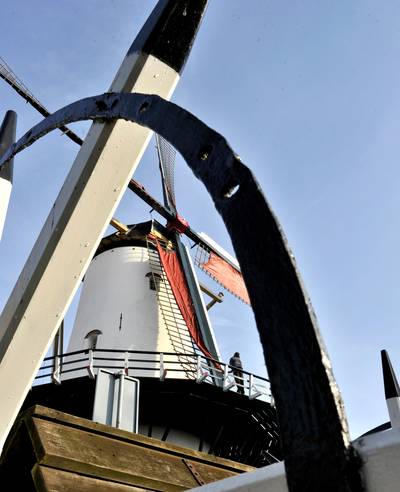 Deze monumentale molen in Willemstad mag een Airbnb worden