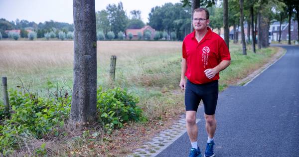 Van Parijs naar Spoordonk in tien marathons | Kempen - Eindhovens Dagblad