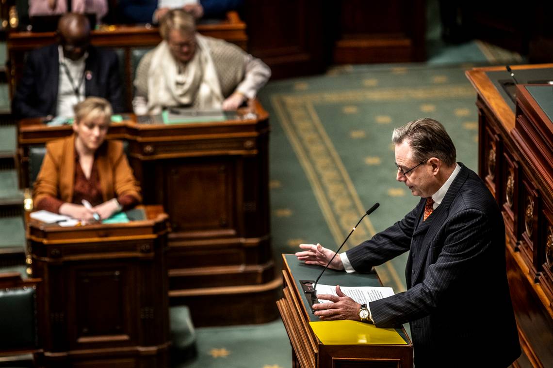 Wie kan premier De Wever iets maken in begrotingsdebat? ‘Hij is een heel ander soort tegenstander’