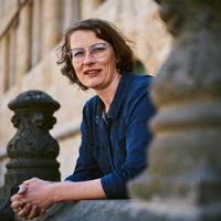 ‘Dat Hilde Crevits ambtenaren terug naar kantoor roept, dat is onbegrijpelijk’: motivatie-expert Anja Van den Broeck