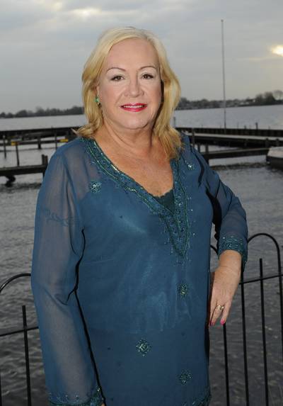 Viola Holt slaat Expeditie Robinson af