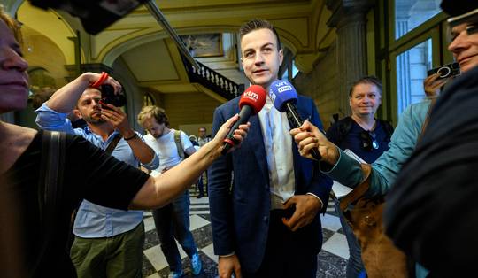 Definitief veroordeeld voor racisme en negationisme: wat nu met Dries Van Langenhove?