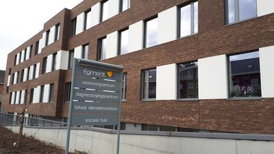 Belgische schoonmaakster ontslagen na naaktshoots met dementen