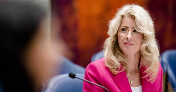 Kabinet Verbiedt Ongevraagde Telefonische Verkoop Binnenland Pzc Nl