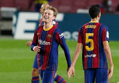 Barcelona buigt achterstand om tegen Sociedad, Januzaj vervangen met blessure