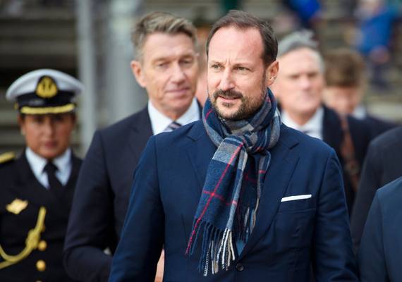 Kroonprins Haakon reageert voor het eerst op de aanklachten tegen stiefzoon Marius