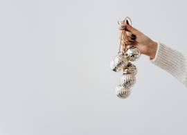 3 gouden tips voor het opruimen van je kerstboom