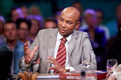 Humberto Tan doet noodoproep naar Late Night te komen