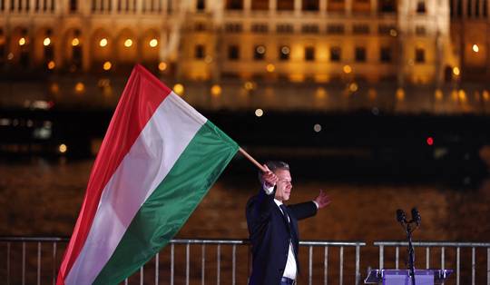 Opgeluchte reacties in Europa na zege van Magyar: ‘Glorieuze overwinning, beste vrienden! Russen, ga naar huis!’