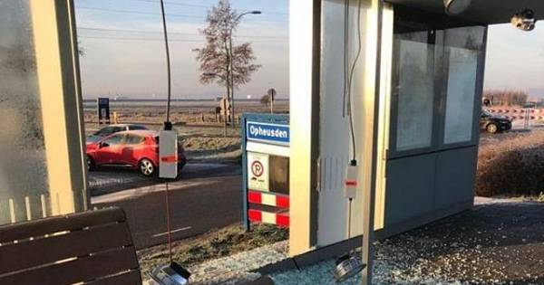 Wijkagent ‘echt kwaad’ na vernieling wachtruimte Opheusden