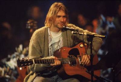 La guitare de Kurt Cobain vendue pour 6 millions de dollars, un record