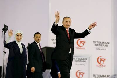 Erdogan neemt Guantanamo-gevangenis als voorbeeld