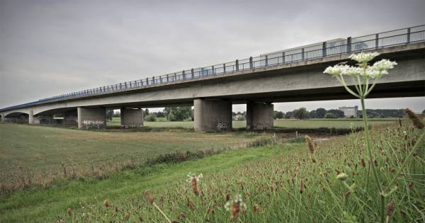 Minister: A50 maakt bij Niftrik niet te veel lawaai