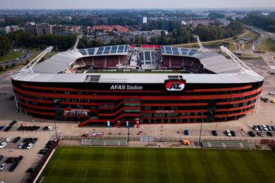 ‘Bouw AZ-stadion moest zo goedkoop mogelijk, de marges waren dun’