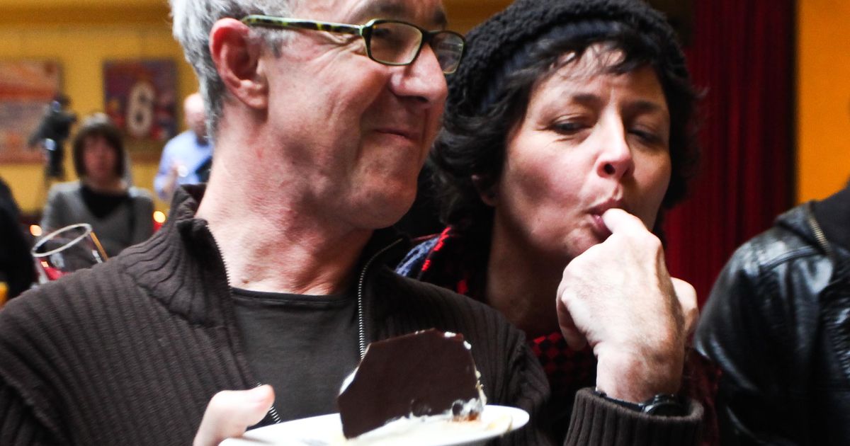 De exen van Raymond over zijn liefdesparcours “Ja, hij is seksverslaafd. Ik was het zelf ook