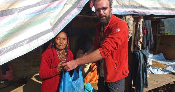 Reisleider uit Weerselo was in Nepal vooral rampenbestrijder - Tubantia