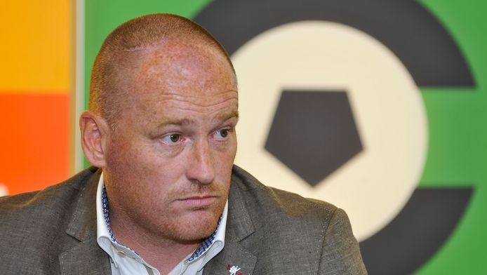 Zaak tegen Cercle-trainer Vanderbiest uitgesteld naar 8 ...