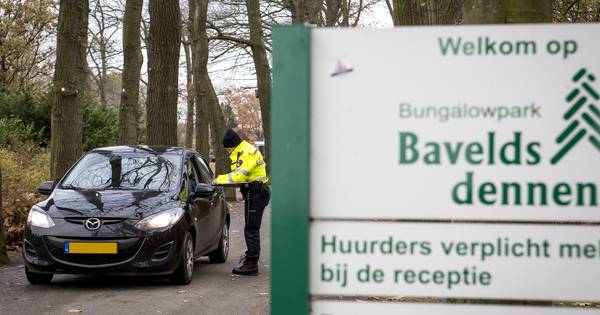 Grote controleactie op bungalowpark Bavelds Dennen in Noord Deurningen - Tubantia
