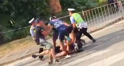 Lange schorsing voor vechtende Chinese wielrenner