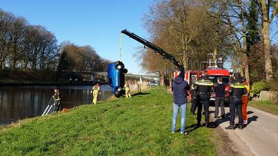 Wildwestachtervolging in Delden eindigt in Twentekanaal