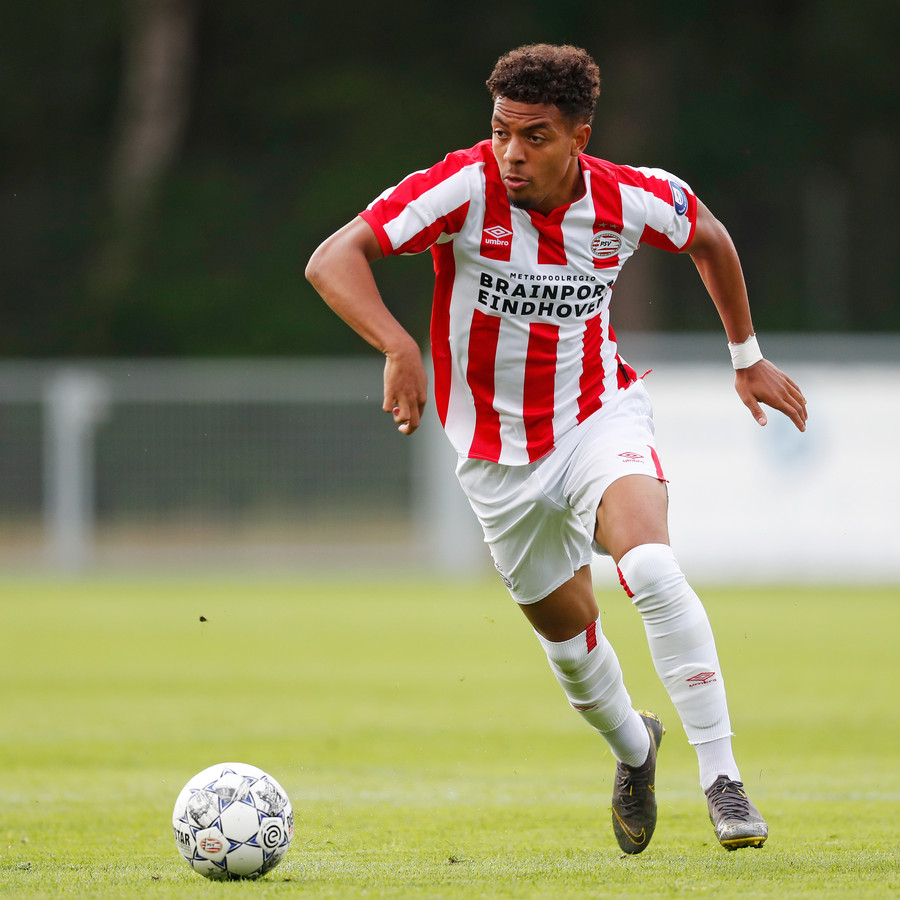 Donyell Malen Krijgt Nummer 9 Bij Psv Foto Ed Nl