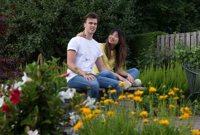 Lars (21) uit Babberich is eindelijk herenigd met zijn buitenlandse liefde