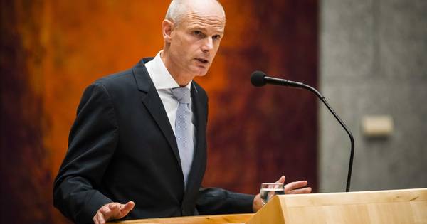 Blok krijgt het druk: 382 vragen over steun Syrische groepen - AD.nl