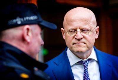 Grapperhaus: geweld tegen agente Amersfoort onacceptabel