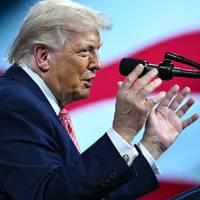 Trump twijfelt of de NAVO hem steunt, maar steunt hij de NAVO wel?