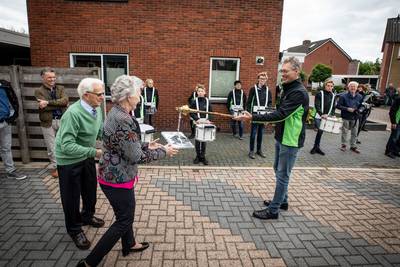 Feestjaar honderdjarig St.Henricus in de soep, toch jubileumboek voor Rossumse muzikanten