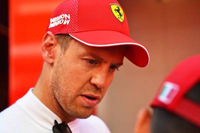 Vettel zet wereldtitel al uit zijn hoofd: ‘Mercedes ligt ver voor op ons’