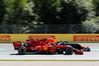 Verstappen: Als inhaalactie op Leclerc bestraft wordt, wat moet ik dan nog in de Formule 1?